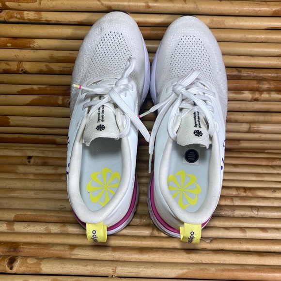 NEW Nike Odyssey React Flyknit 2 Running Women 7.5 - Picture 6 of 8